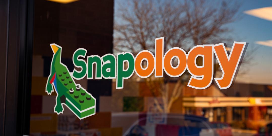 Snapology Door Decal
